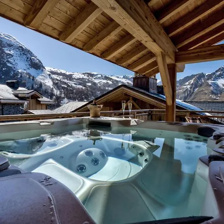 Alpenglow Haven Distinctive Luxury Chalet In Chalet